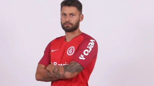 33 años, 140 goles en 536 partidos oficiales