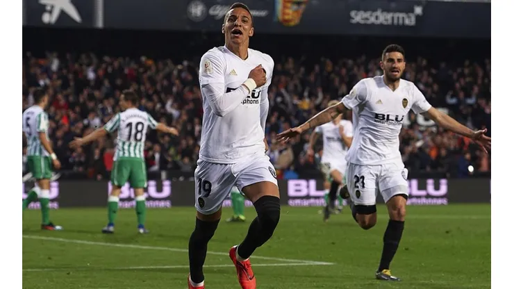 Rodrigo festeja su gol y a la final.