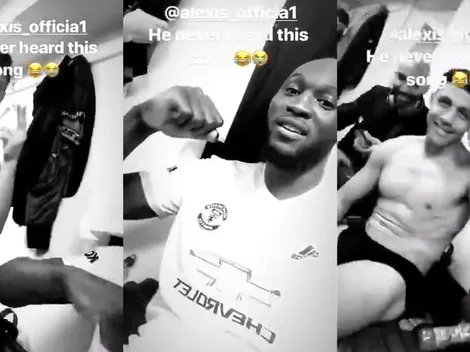 Alexis Sánchez celebra la victoria del United en calzoncillos y bailando "Thong Song"