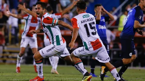 Palestino derrotó 2-1 a Talleres en San Carlos.