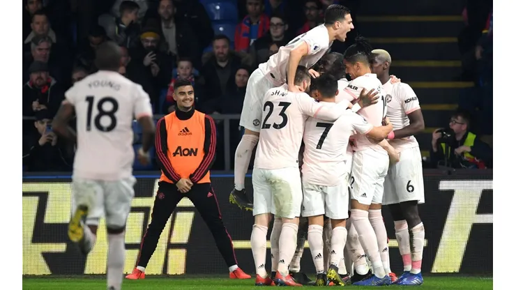 Man United venció al Crystal Palace con Alexis en cancha por 75 minutos