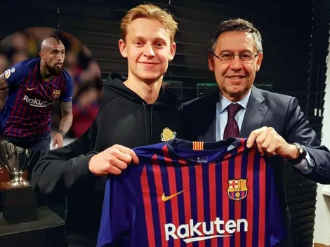 Frenkie de Jong le tiró un ramo de flores a Arturo Vidal
