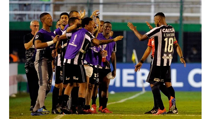 FBL-SUDAMERICANA-DEFENSA-BOTAFOGO - Not Released (NR)