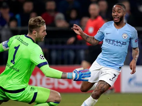 Man City venció 3-2 al Schalke en Alemania y con uno hombre menos
