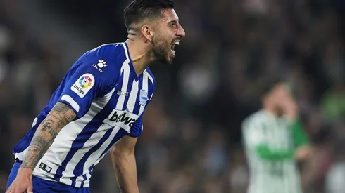 Maripán celebra su gol ante el Betis.