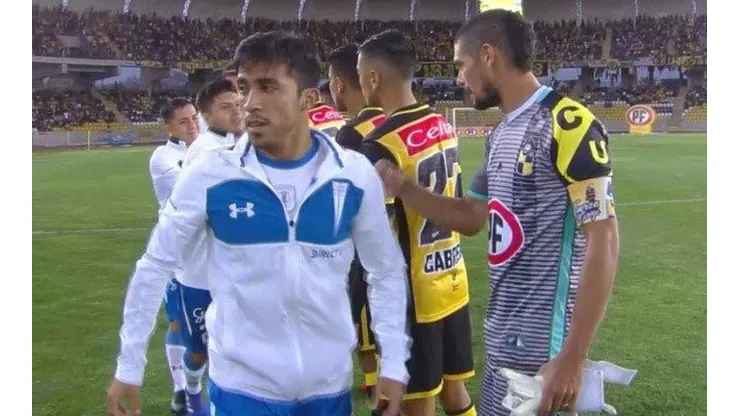 El momento en que Puch pasa por alto a Matías Cano