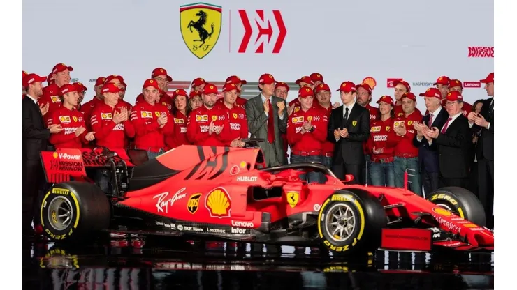 Ferrari presenta su modelo 2019 con el sueño de quitarle el cetro a Mercedes