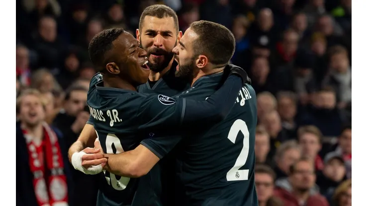 Real Madrid da el primer golpe y derrota 2-1 al Ajax en Holanda