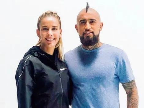 El mejor: Vidal no pierde tiempo y se fotografía con Isi Jiménez