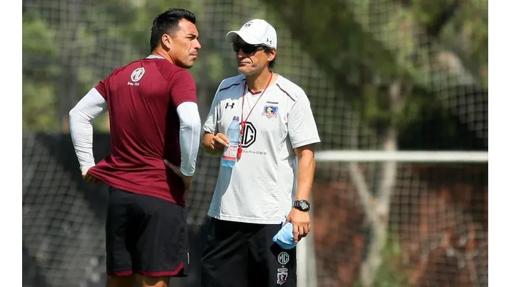 Esteban Paredes está descartado del primer partido ante Unión