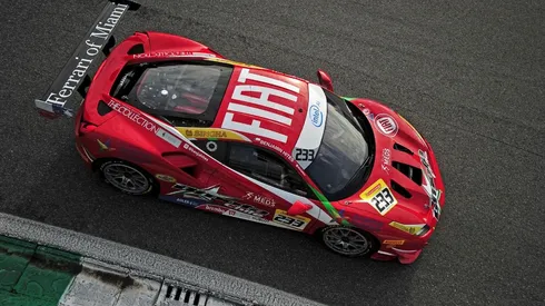 Benjamín Hites en el Ferrari Challenge