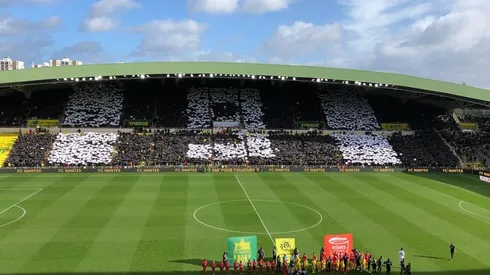 Así fue el mosaico que hicieron los hinchas del Nantes en honor a Emiliano Sala