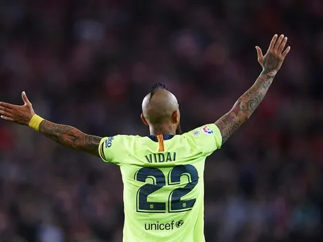 Prensa española destruye a Vidal en bajo partido del Barcelona