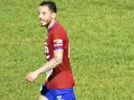 Primer chileno que hace un gol en El Salvador en diez años