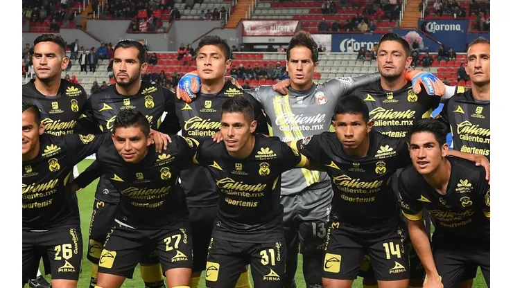 Vegas y Millar son titulares permanentes en el Morelia