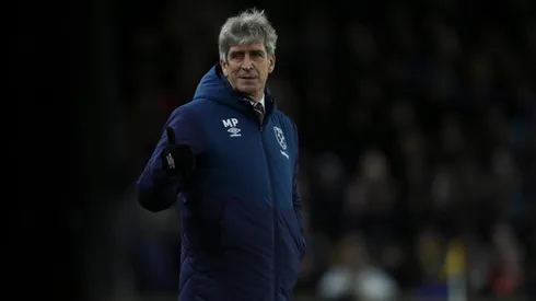 Pellegrini quiere bajar al líder de la Premier y ayudar a su ex equipo