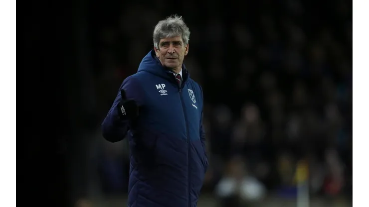 Pellegrini quiere bajar al líder de la Premier y ayudar a su ex equipo