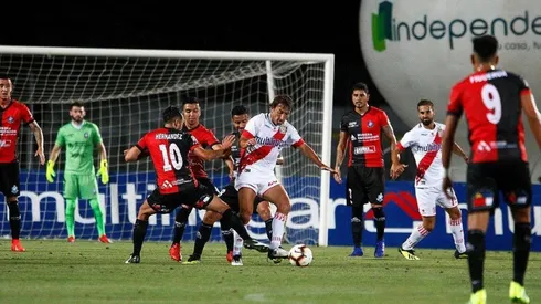 Curicó vence a Antofagasta en los descuentos, en feliz debut de Giovagnoli