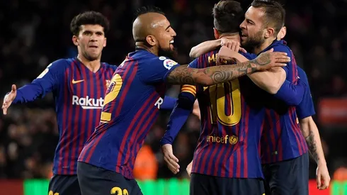 Vidal habilitó a Messi en el empate contra Valencia.