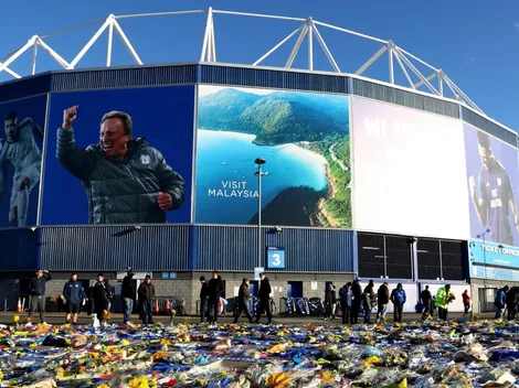 Hinchas del Cardiff empapelan estadio con recuerdos de Sala