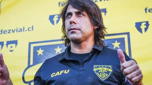 Arturo Sanhueza está de vuelta en Fernández Vial.