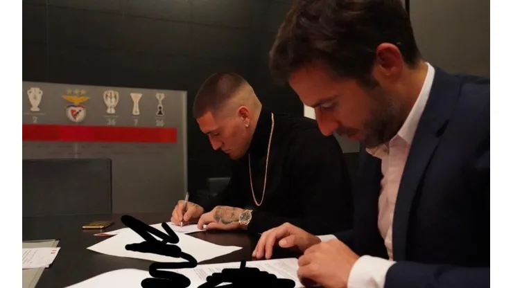 Nico Castillo firma con América.