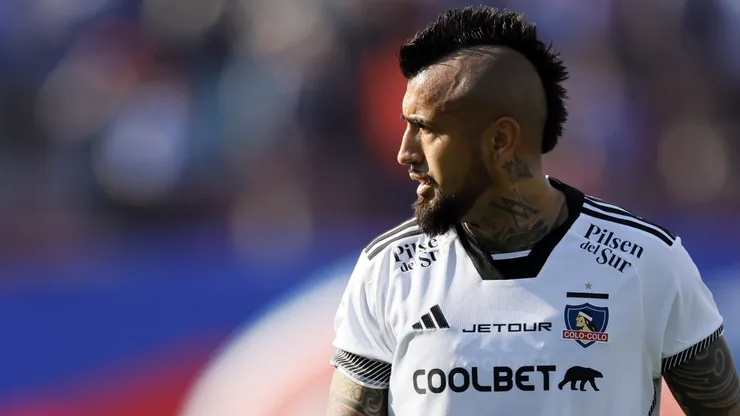 Colo Colo abre la serie como local.