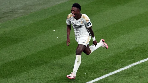 Vinícius Junior festeja el gol de Real Madrid contra Borussia Dortmund en la final de la UEFA Champions League 2023/24.