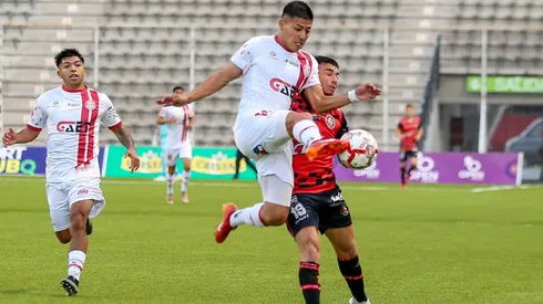 Unión San Felipe vuelve al triunfo y sigue soñando con la permanencia en Primera B.