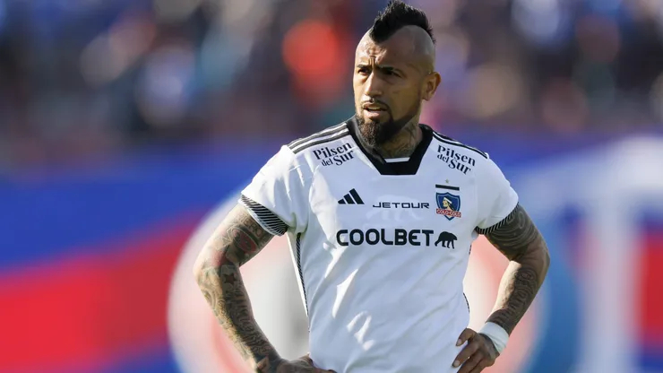 Arturo Vidal aseguró que la barra de la U era linda y destacó los fuegos artificiales.