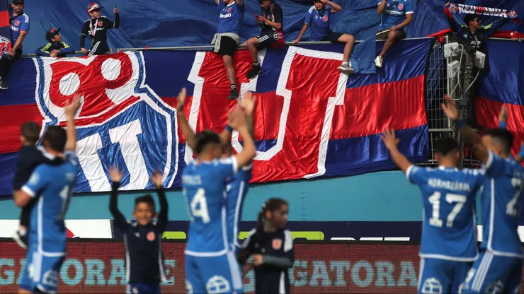 Los hinchas de la U hicieron una tremenda salida en el Superclásico