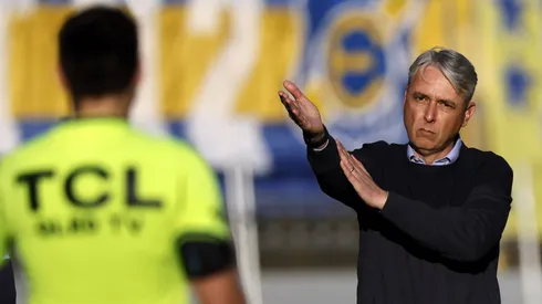 Tiago Nunes en el estadio Sausalito.