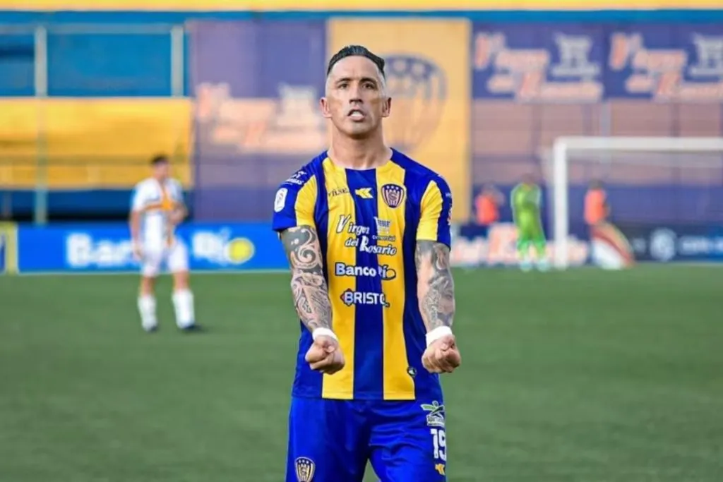 Lucas Barrios se va de Sportivo Luqueño