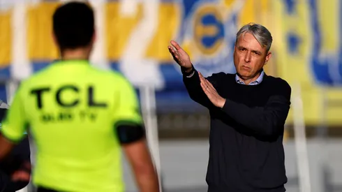 Tiago Nunes salió con todo a defenderse tras sus dichos previo al duelo con Everton.