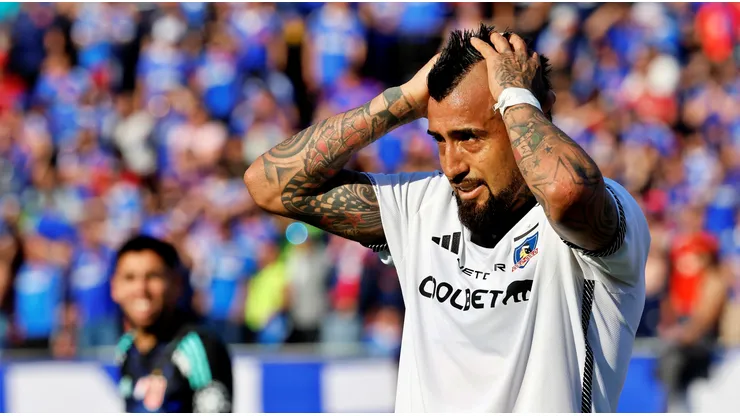 Vidal terminó molesto tras el empate ante la U por la programación.