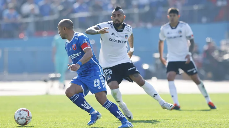 Arturo Vidal no tuvo un buen día en el Superclásico.