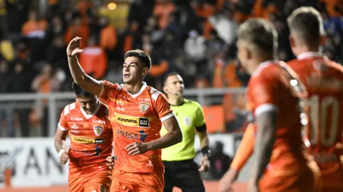 Cobreloa escapa del fondo de la tabla