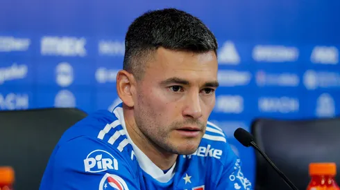 Aránguiz vuelve a jugar por la U en el Superclásico