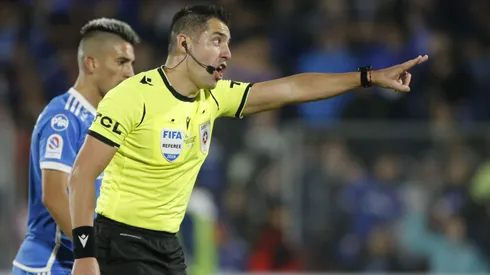 Cristián Garay dirigirá el Superclásico del fútbol chileno en la 19° fecha del Campeonato Nacional 2024.