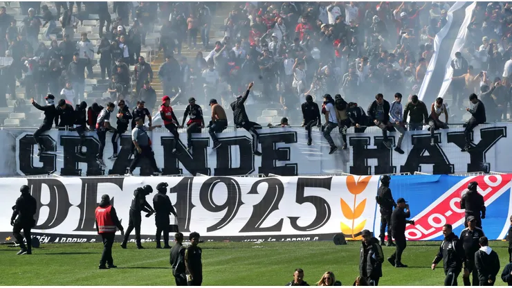 Unos 10 mil hinchas llegaron al Monumental para darle el último aliento al Cacique.