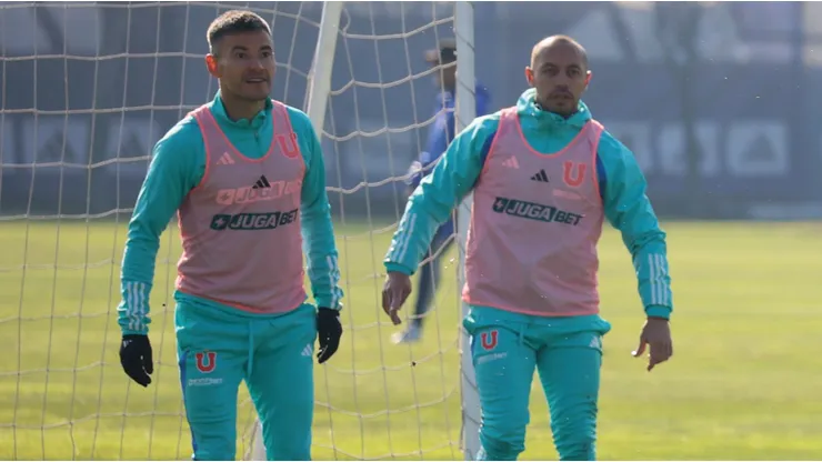 Marcelo Díaz y Charles Aránguiz vuelven a juntarse en la U tras 12 años.