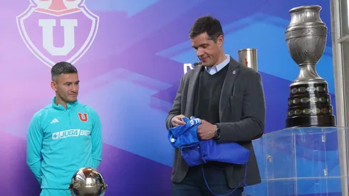 Michael Clark explicó una vez la política de silencio que prima en la U de Chile y su plana mayor.