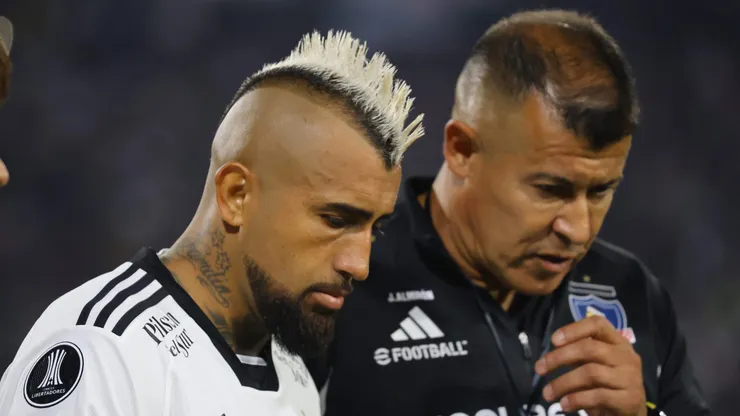 Almirón plantó la duda de la presencia de Vidal en el Superclásico