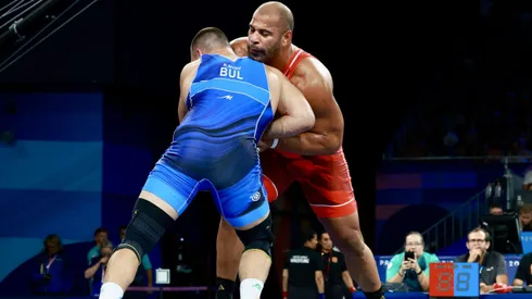 Yasmani avanzó a las semifinales de la lucha grecorromana e irá por medalla.