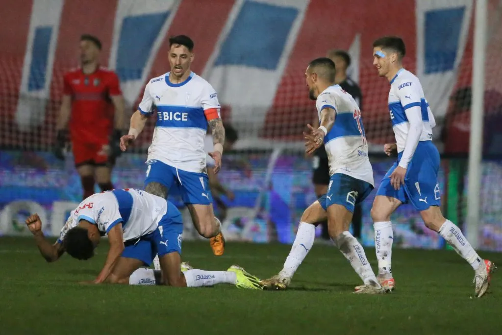 La emoción de Rossel tras un golazo imborrable. (Dragomir Yankovic/Photosport).