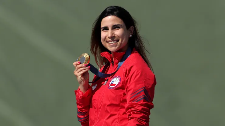 ¡Primera mujer chilena en colgarse la dorada! Francisca Crovetto se metió de lleno a la historia del deporte nacional.