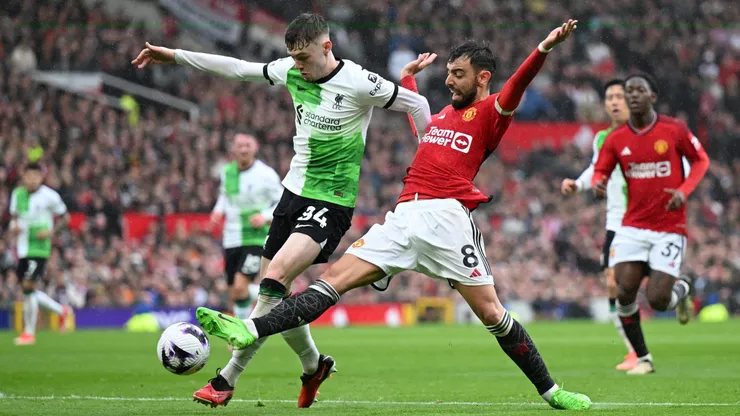 Manchester United se mide ante Liverpool.