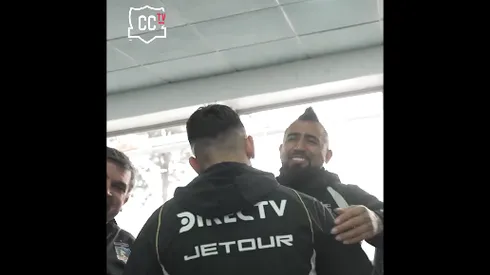 El saludo entre Vidal e Isla.