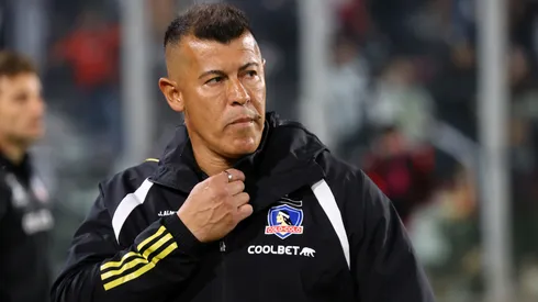 Jorge Almirón elige a quien le dará a un mano para saldar deuda pendiente en Colo Colo.