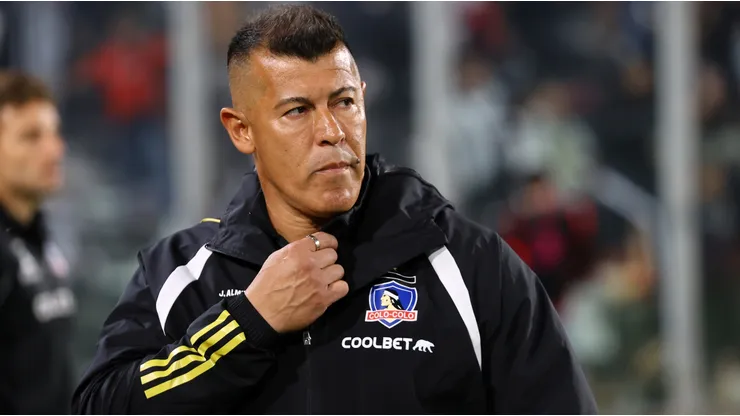 Jorge Almirón elige a quien le dará a un mano para saldar deuda pendiente en Colo Colo.